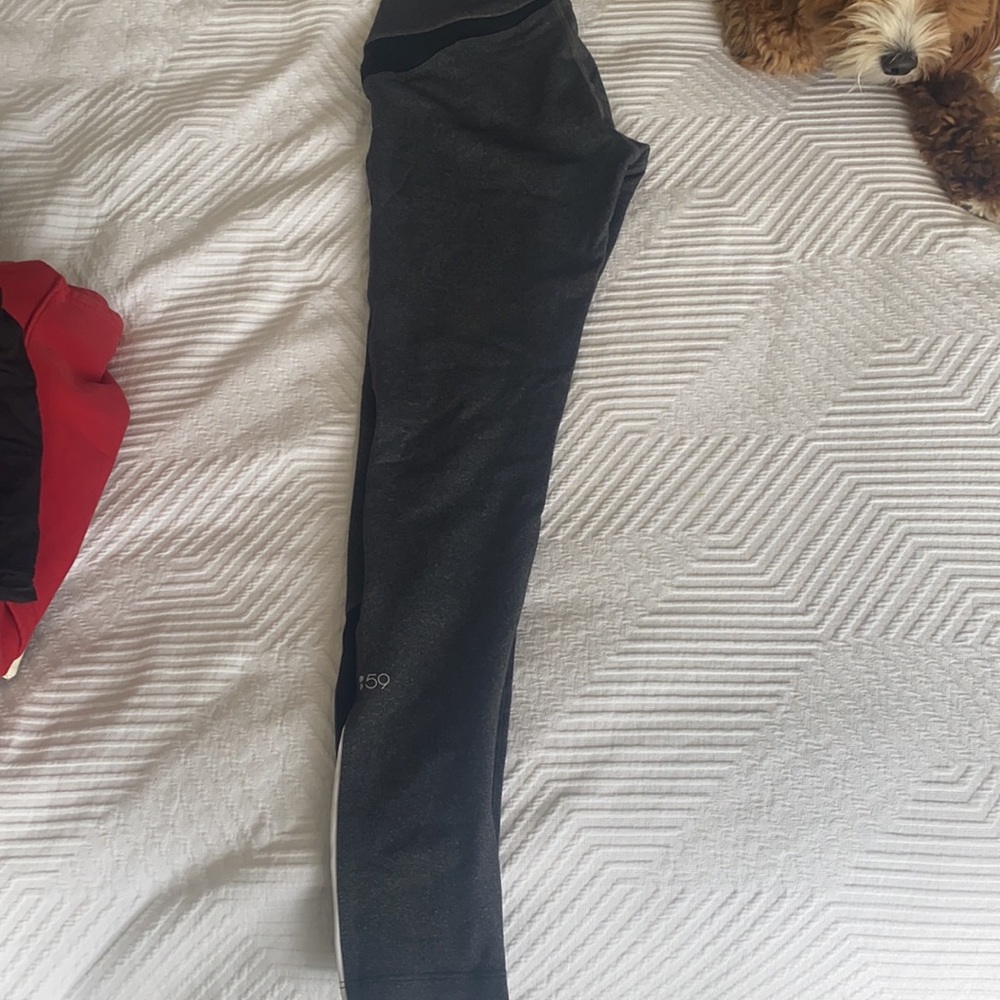 Never Worn Split 59 Workout Leggings - image 2